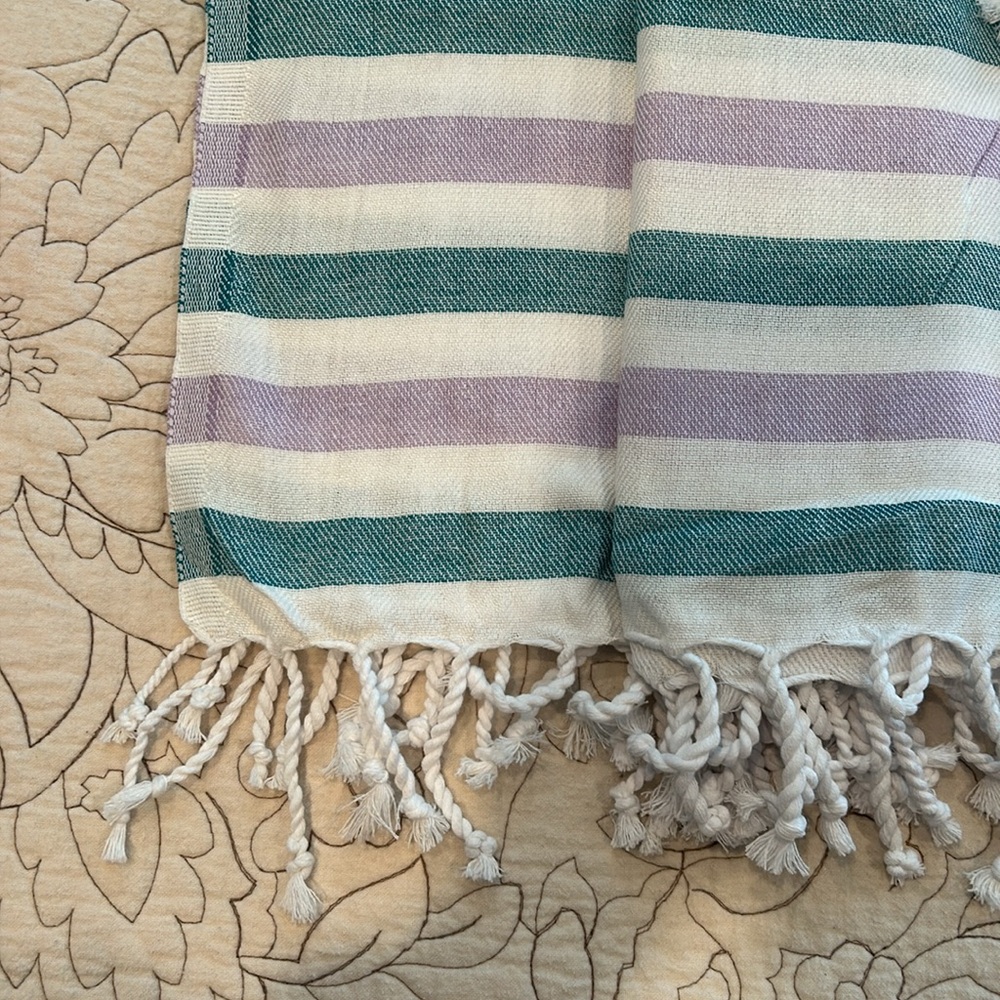 Two Pool Towels - Picture 3 of 4